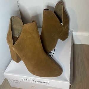 Steve Madden cognac booties